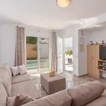 Апартаменты Paradise Garden