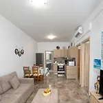 Апартаменты Paradise Garden *