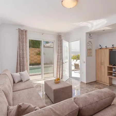 Apartment Paradise Garden